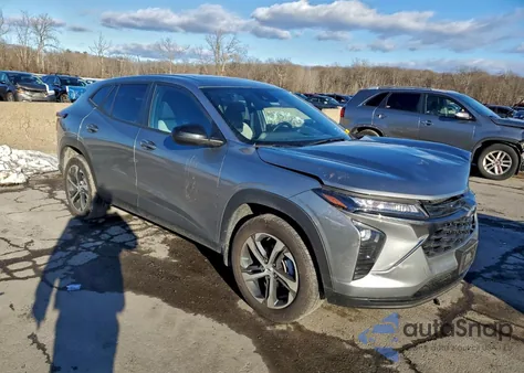 2025 Chevrolet Trax 1Rs z USA, uszkodzony, nr VIN KL77LGEP9SC104988